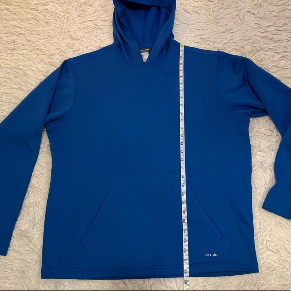 New Balance / Pullover Hoodie - Picture 7 of 9